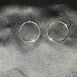 Vintage Silver Tone Metal Hoop Pierced Earrings